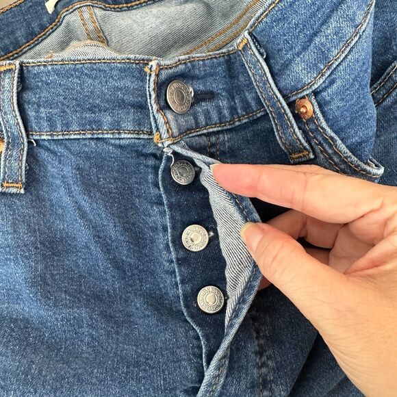 Levi's Medium Blue Wash Wedgie Skinny High Rise Button Fly Jean Size 32 - Picture 8 of 15